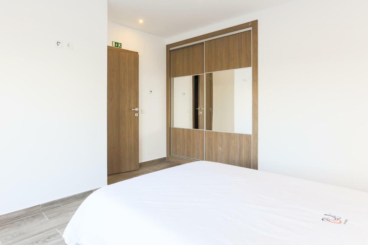 בליאל Vitamin Sea, The Terrace Apartment מראה חיצוני תמונה