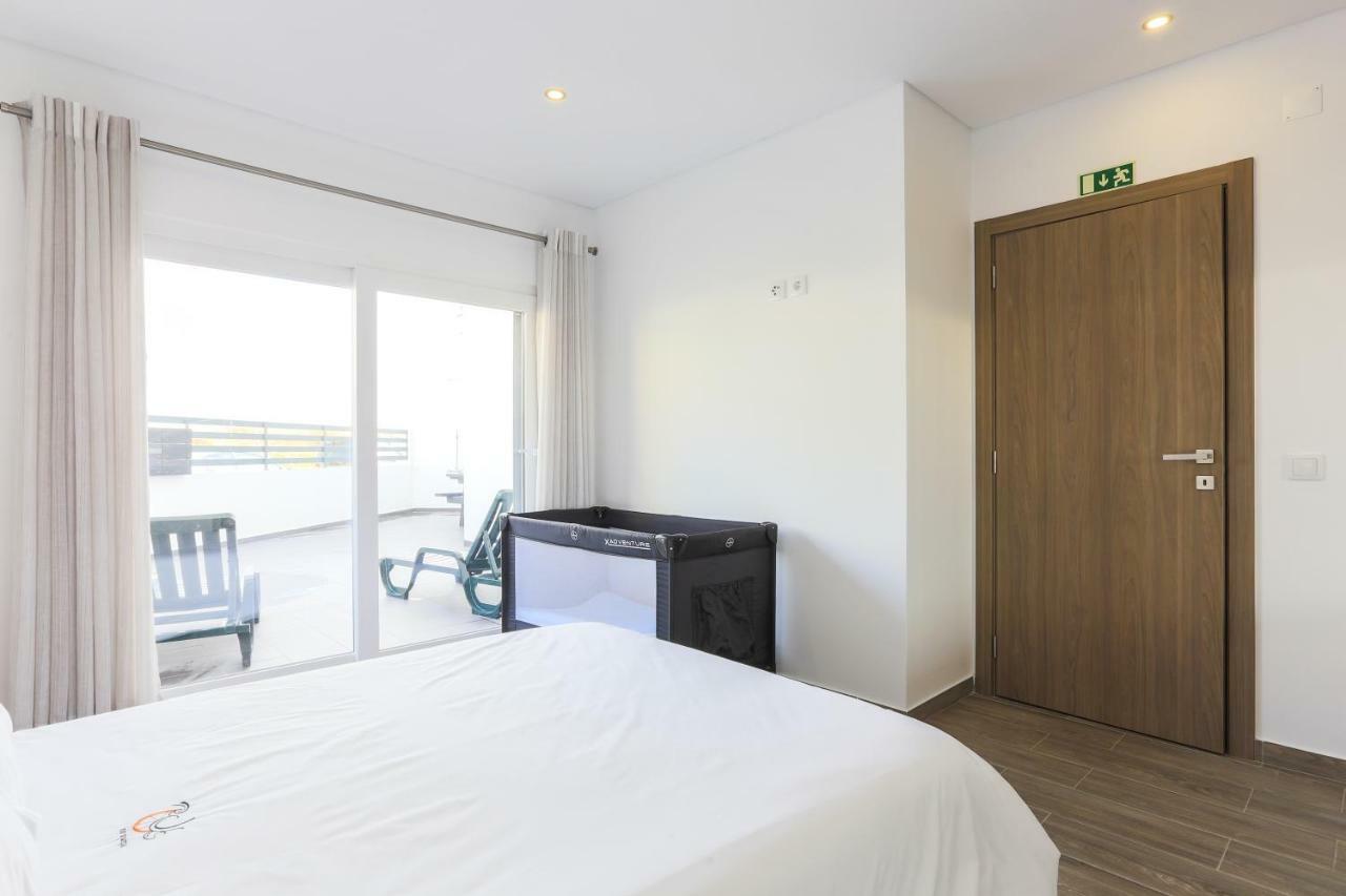 בליאל Vitamin Sea, The Terrace Apartment מראה חיצוני תמונה